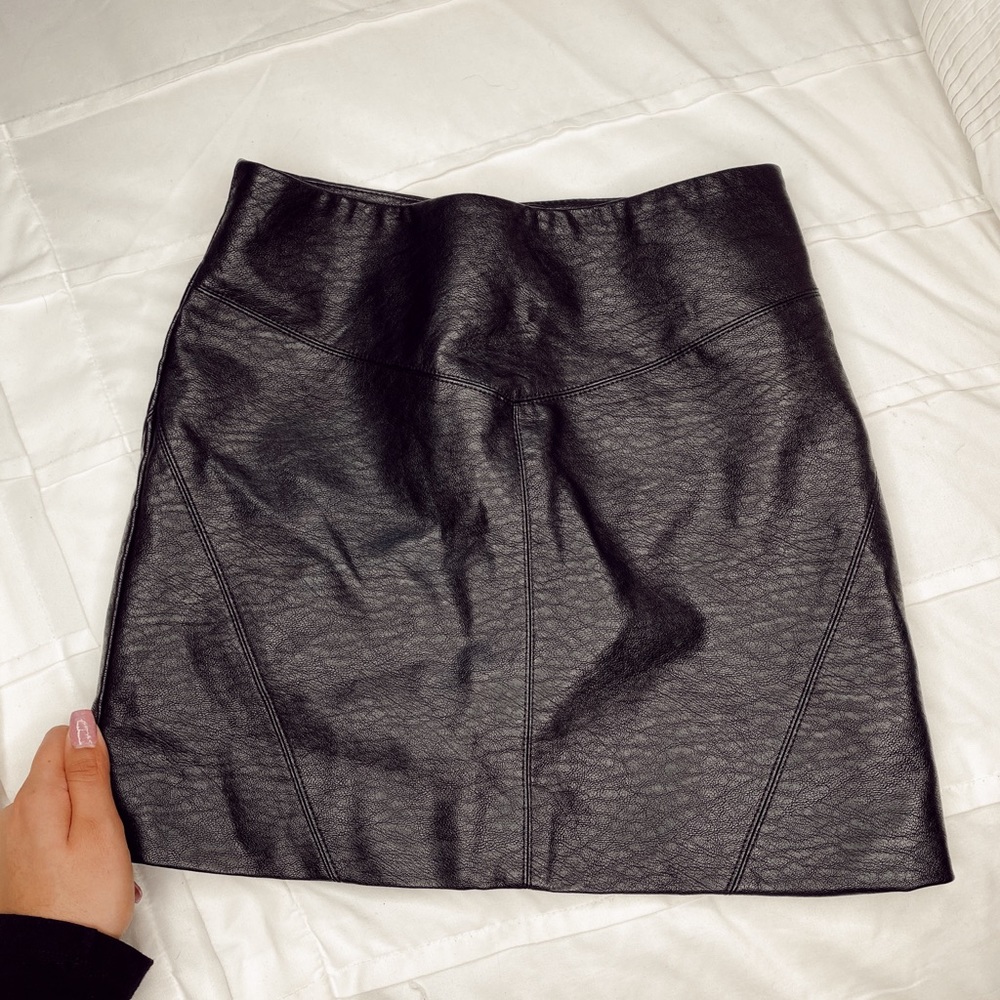 Leather skirt